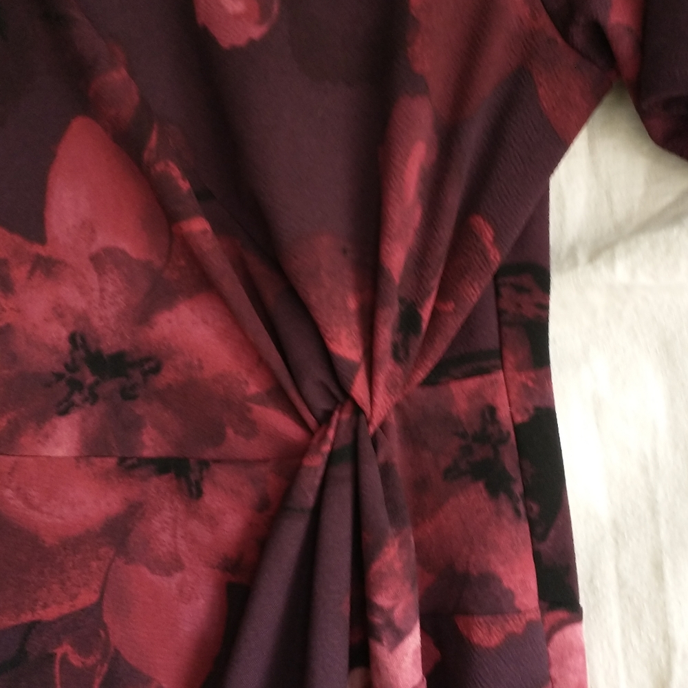Signature Collection Floral Dress - Size Small - Picture 3 of 5